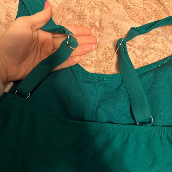 TIME AND TRU WOMEN'S TEAL TANKINI SET WITH SILVER BUTTON ACCENTS - Picture 7 of 9